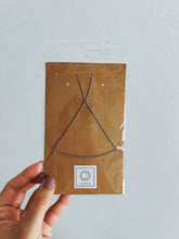 Carregar imagem no visualizador da galeria, ALTHEA X HAND CHAIN
