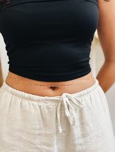 Load image into Gallery viewer, DAINTY PEARLS WAIST CHAIN