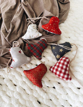 Carregar imagem no visualizador da galeria, Bells - Eco-Friendly Fabric Christmas Ornaments