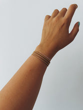 Carregar imagem no visualizador da galeria, BOHO DOT BRACELET