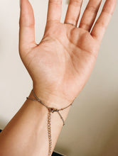 Load image into Gallery viewer, ZINNIA X HAND CHAIN