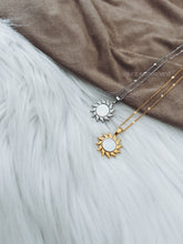 Carregar imagem no visualizador da galeria, ACHILLIA NECKLACE