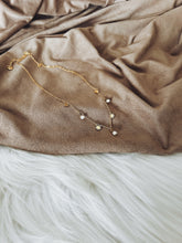 Carregar imagem no visualizador da galeria, GEREBERA NECKLACE