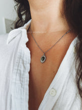 Carregar imagem no visualizador da galeria, EUPHORBIA NECKLACE