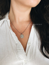 Load image into Gallery viewer, SUN AND MOON NECKLACE