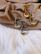 Load image into Gallery viewer, DAHLIA EARRINGS