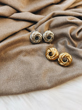 Load image into Gallery viewer, VENUS EARRINGS