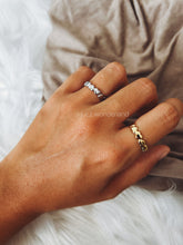 Load image into Gallery viewer, HEART RING