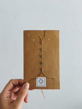 Carregar imagem no visualizador da galeria, STONE HAND CHAIN