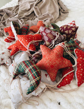 Carregar imagem no visualizador da galeria, Bells - Eco-Friendly Fabric Christmas Ornaments