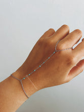Load image into Gallery viewer, SILVER COLOR HAND CHAINS