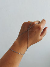 Load image into Gallery viewer, ZINNIA X HAND CHAIN