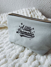 Carregar imagem no visualizador da galeria, POUCH - A LITTLE DRAMATIC