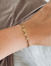 Load image into Gallery viewer, FLORAL BRACELET