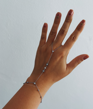 Carregar imagem no visualizador da galeria, STARS HAND CHAIN