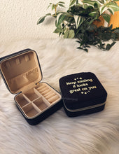 Load image into Gallery viewer, MINI JEWELRY BOX - Keep smiling it looks great on you