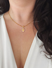 Load image into Gallery viewer, AURA MEDALLION NECKLACE II