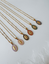 Load image into Gallery viewer, AURA MEDALLION NECKLACE II
