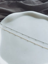 Load image into Gallery viewer, DAINTY PEARLS WAIST CHAIN
