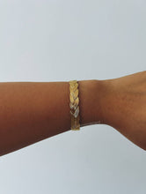 Load image into Gallery viewer, BRAID GOLD BRACELET
