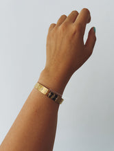 Load image into Gallery viewer, SHINNY STAR BRACELET
