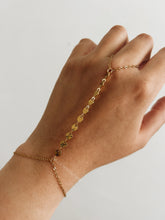 Load image into Gallery viewer, HAWTHORN HAND CHAIN
