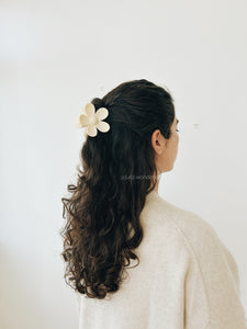 FLOWER HAIR CLIP