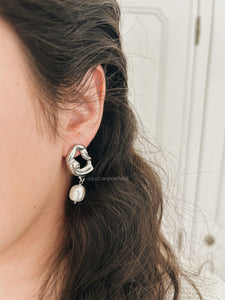 ALYSSUM EARRINGS