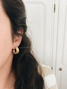 GEREBERA EARRINGS