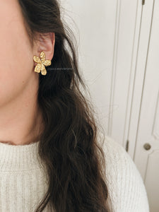 FLOWER EARRINGS