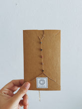 Carregar imagem no visualizador da galeria, STONE HAND CHAIN
