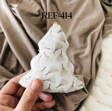 Carregar imagem no visualizador da galeria, Trees - Eco-Friendly Fabric Christmas Ornaments
