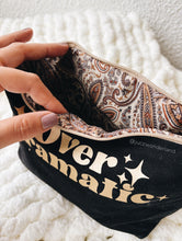 Carregar imagem no visualizador da galeria, POUCH - OVERDRAMATIC
