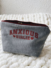Carregar imagem no visualizador da galeria, POUCH - ANXIOUS GILRY
