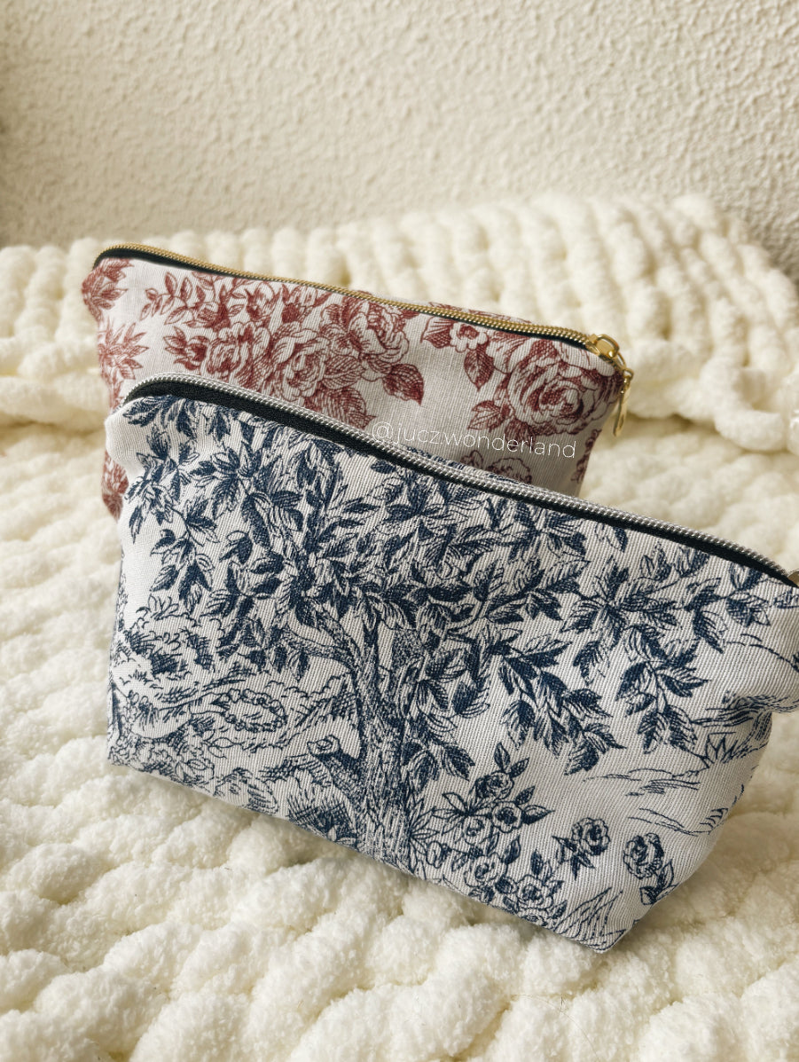 POUCH - FRENCH COTTAGE