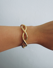 Load image into Gallery viewer, TWISTED DANCE CUFF BRACELET
